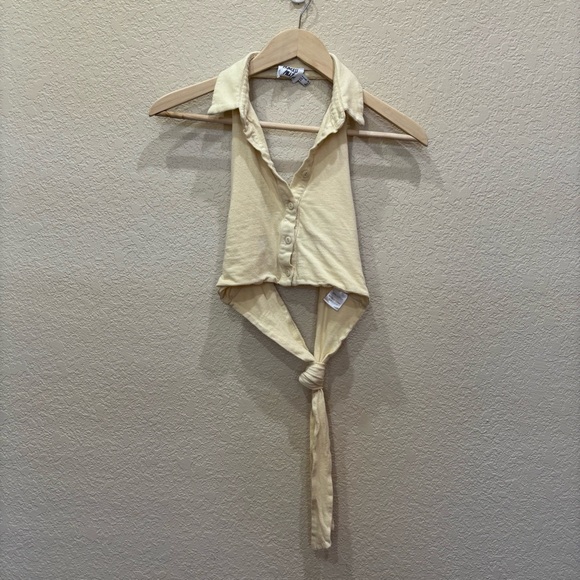 Princess Polly Darby Halter Cropped Top Size 6 - Picture 4 of 9